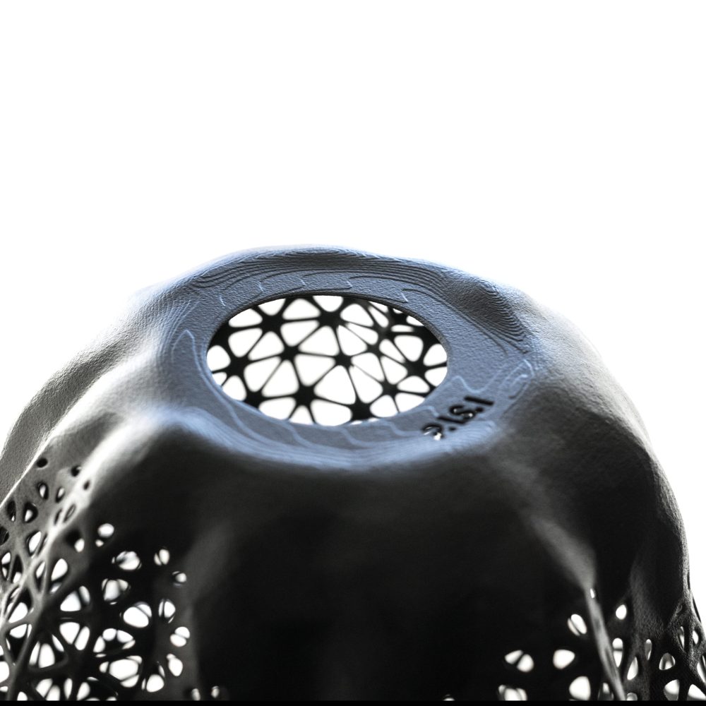 halblang-klecks-drop-detail-black-pendantlamp-computational design-munich-lichtenfels-3d print-sls-powder print